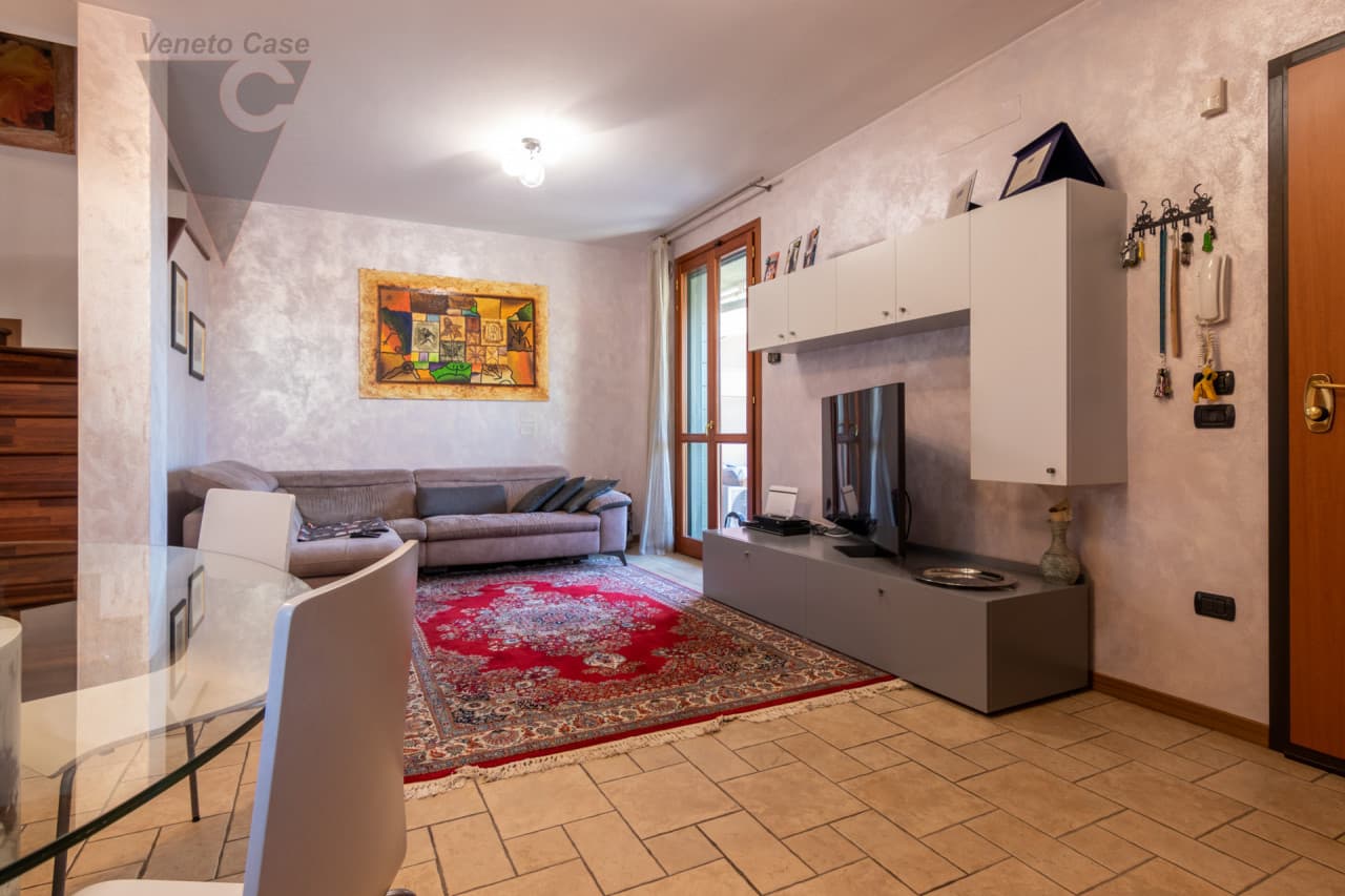 Roncaglia – Porzione Di Testa Indipendente Con Giardino Privato 5